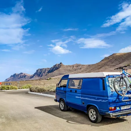 Luxussátor Camper Vans - Vicky Von Bluevan *